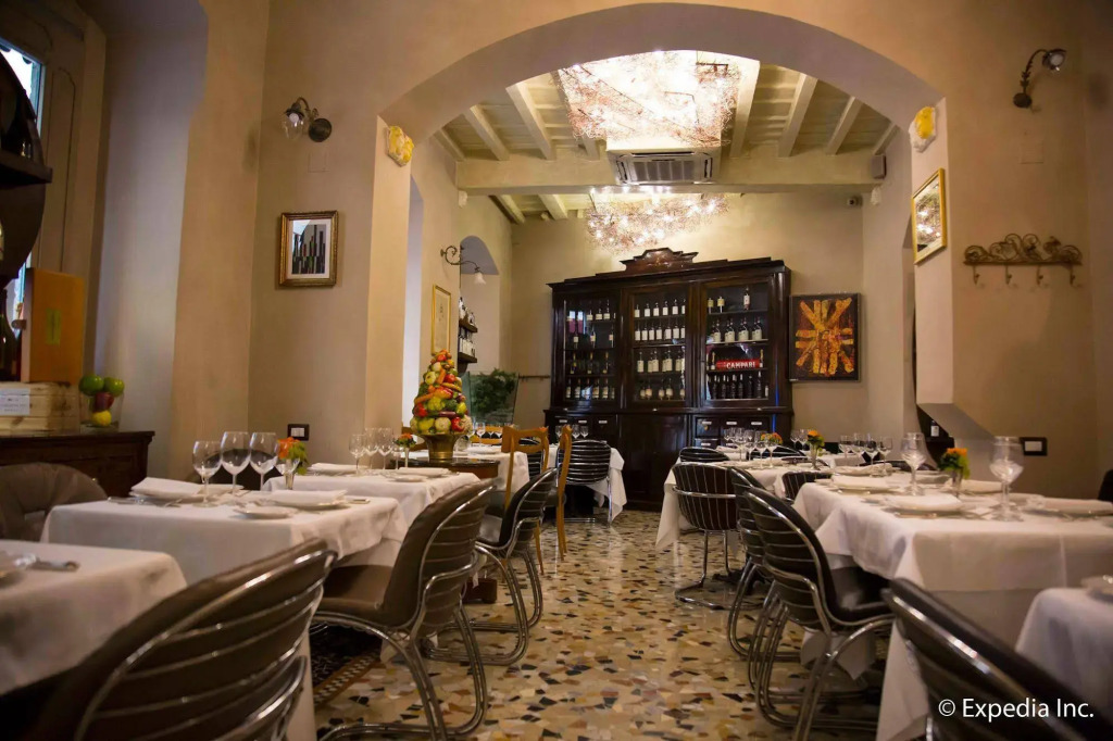 Hotel Santa Marta Suites