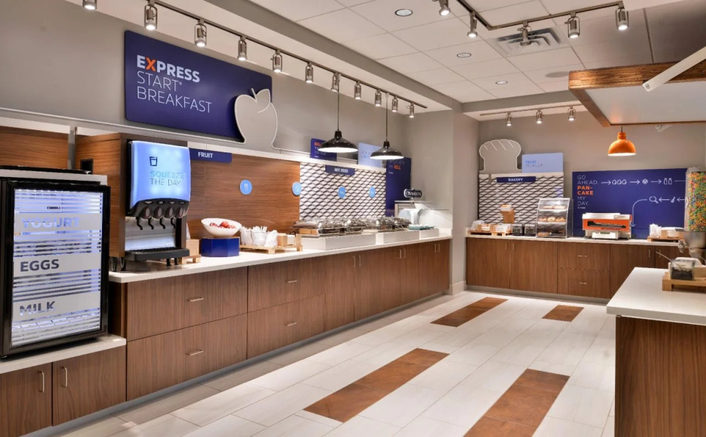 Holiday Inn Express & Suites - Marshalltown by IHG