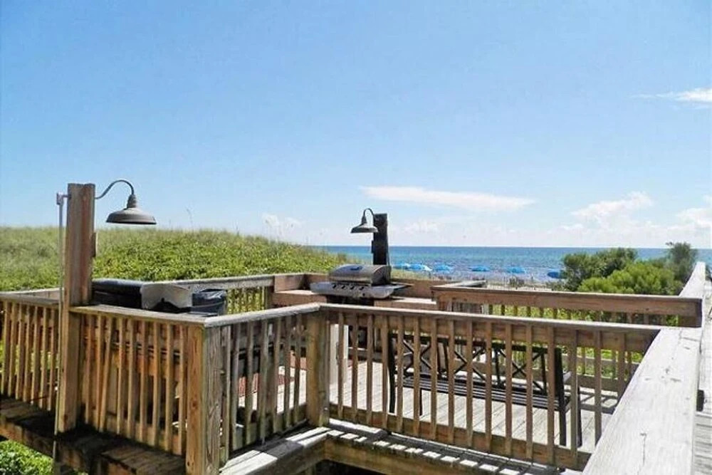 Sunrise Beach 1110 - 1833670
