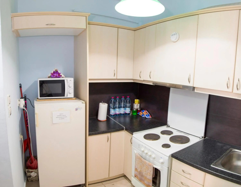 aris apartment