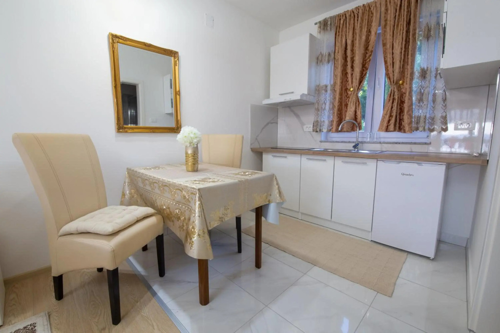 Beautiful sea view 6 luxury studio Danijela