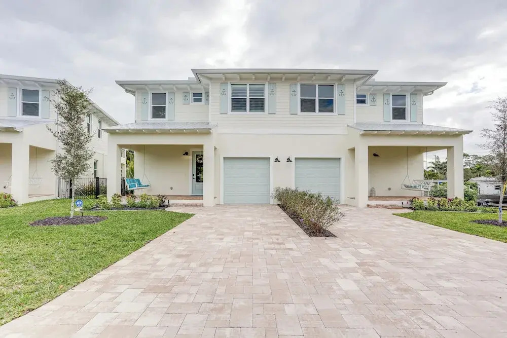 Private Pool: Waterfront Stuart Townhome!