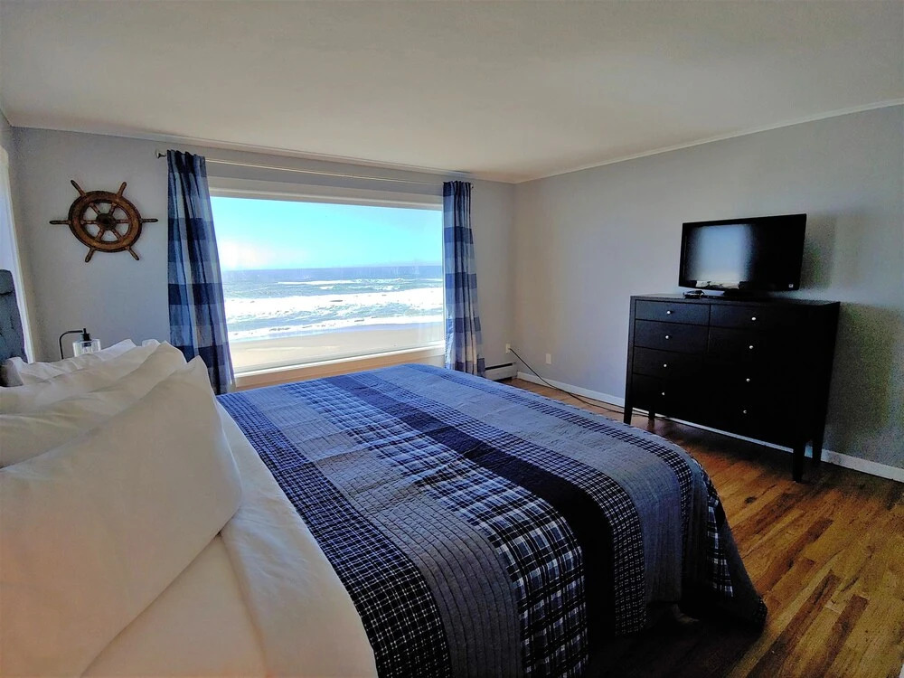 On the Beachfront Vacation Rentals