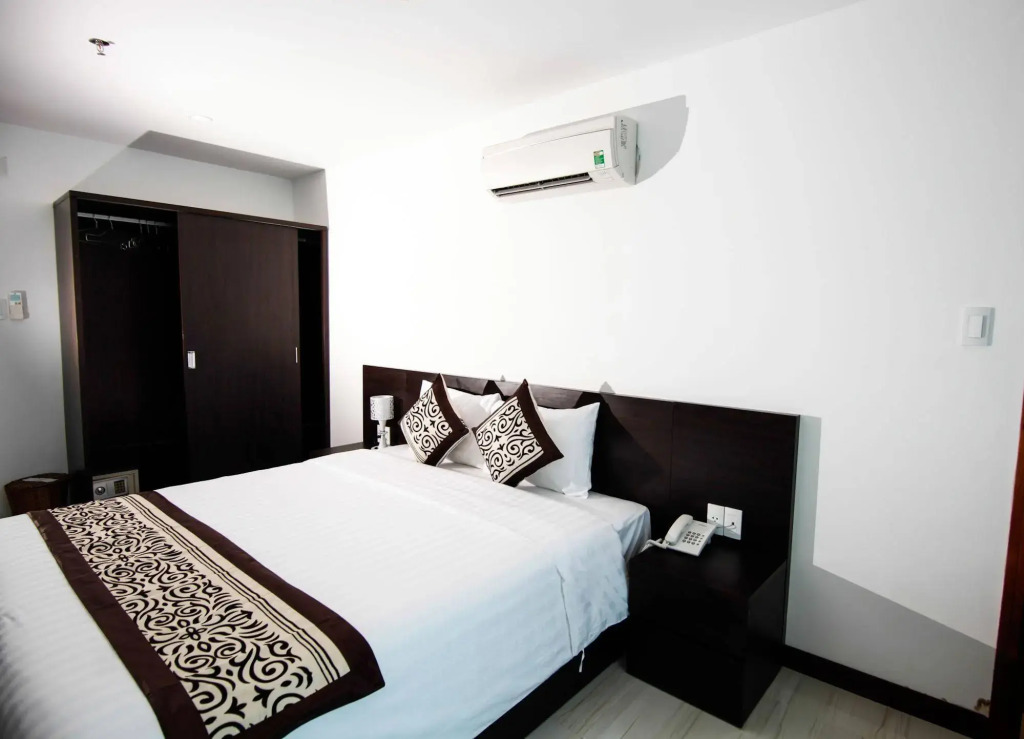 Lucky Star Hotel