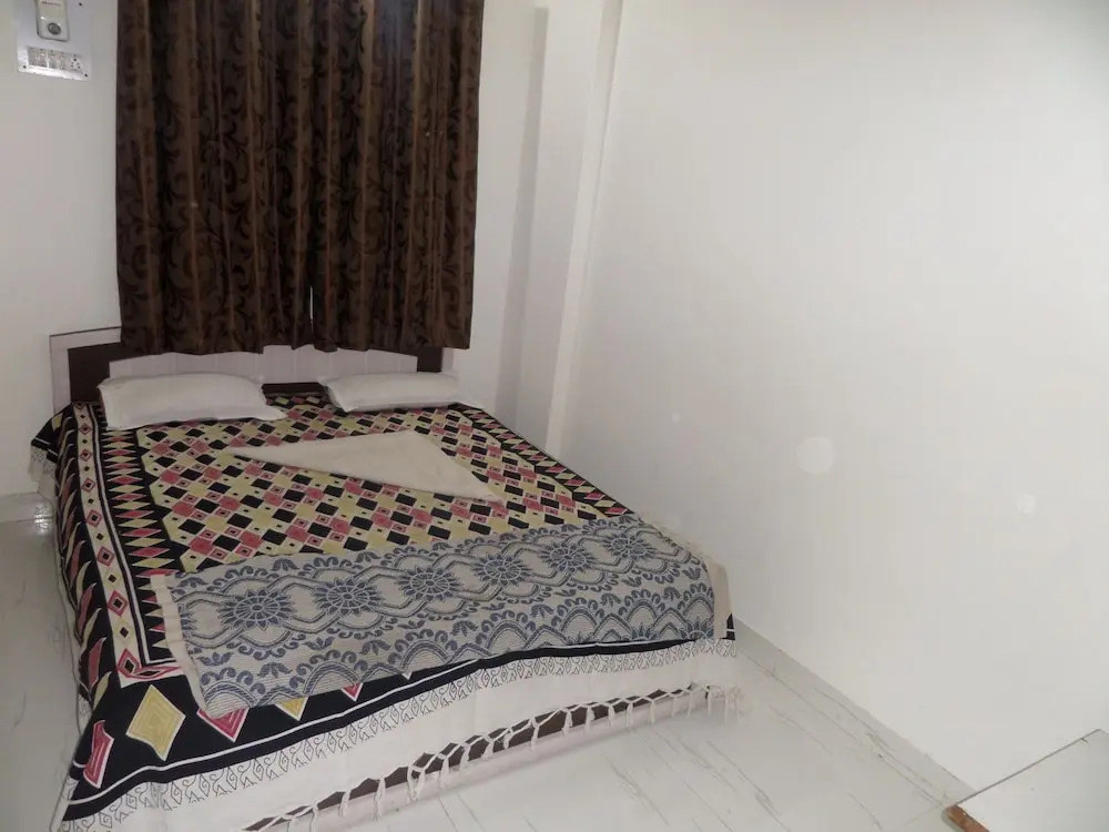 Hotel Royal Lodging