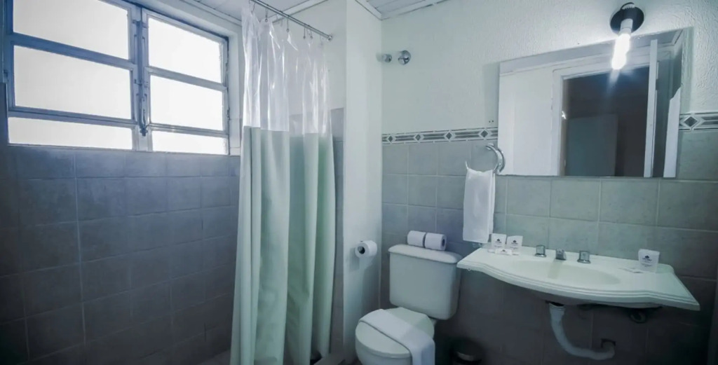 Umbu Hotel Porto Alegre - Centro Histórico - Prox Aeroporto