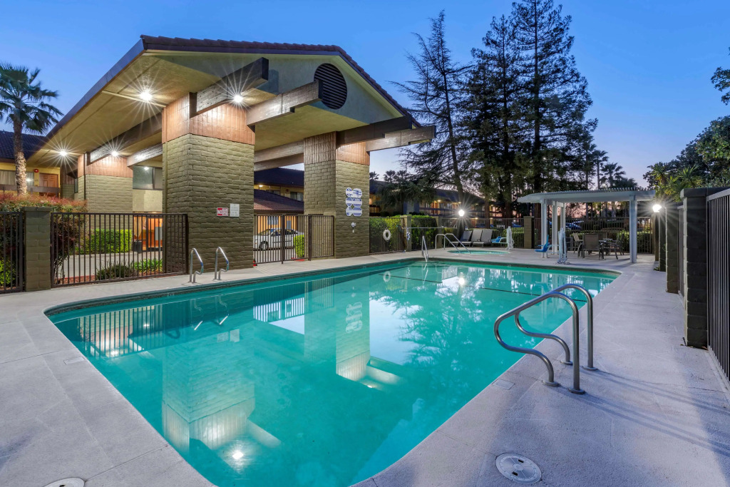 Best Western Orchard Inn