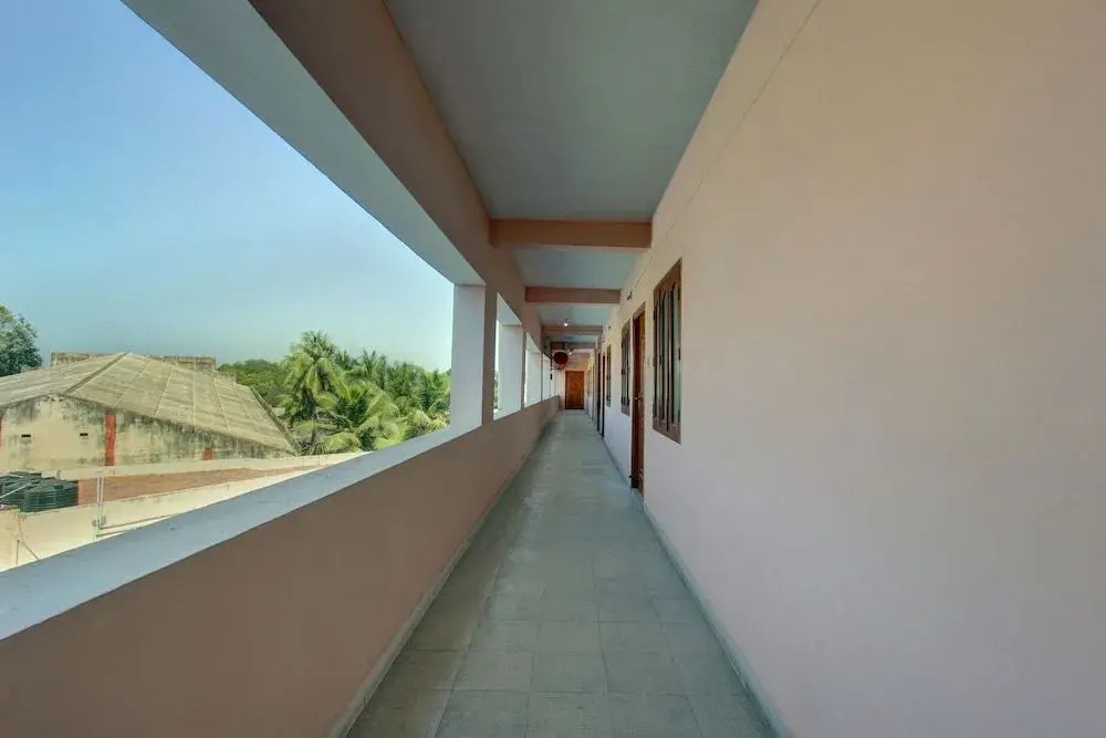 Veera Amohaa Service Apartments By OYO Rooms