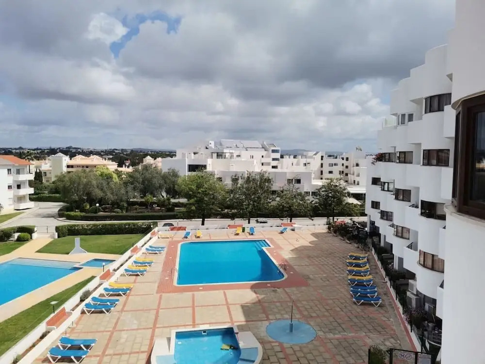 Cozy 1-bed Apartment Near Oura Beach
