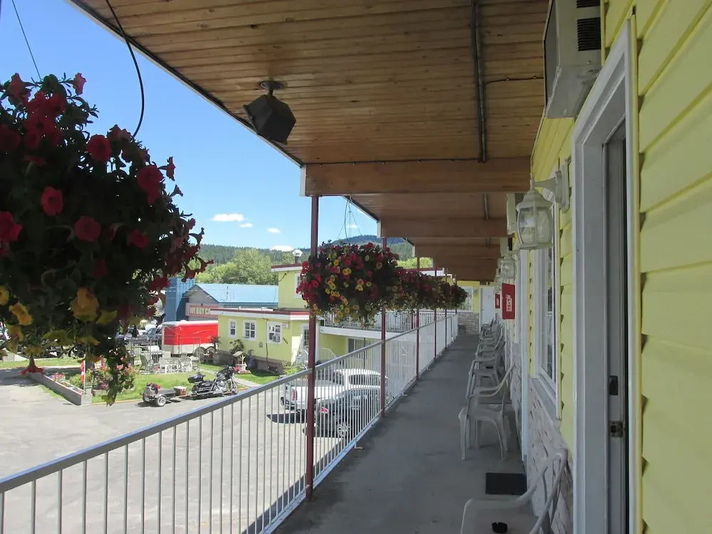 Travellers Motel