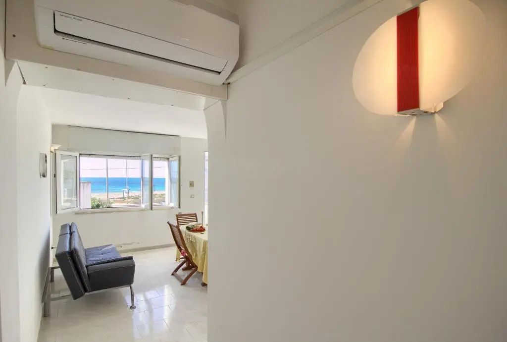 Front Beach Torre Mozza