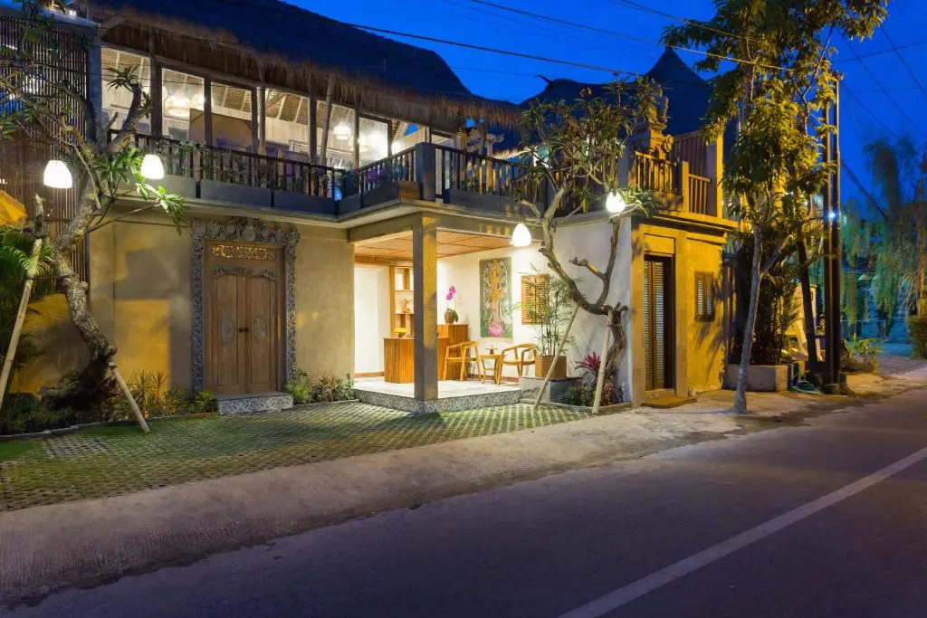 Bije Boutique & Gallery