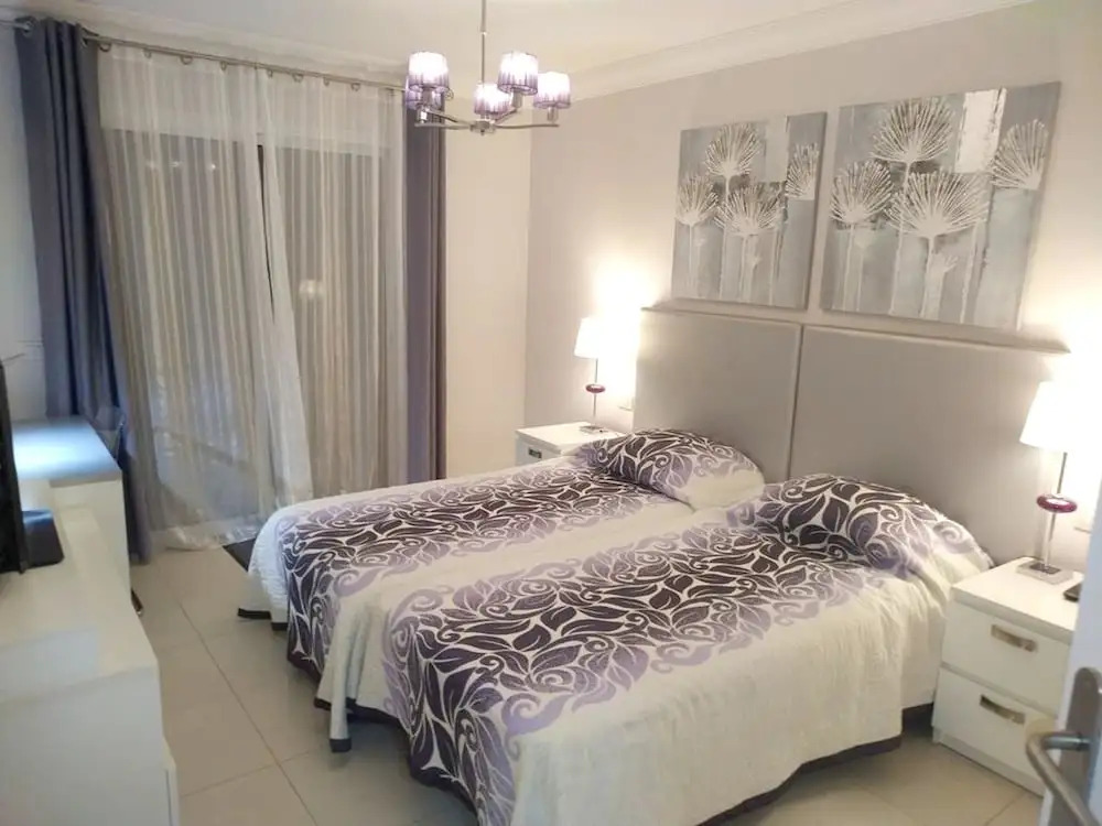 House With 2 Bedrooms in Adeje , With Wonderful sea View, Pool Access, Enclosed Garden