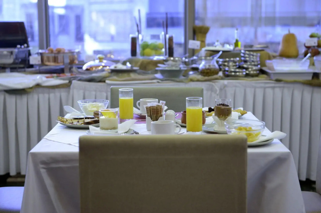 Dorian Inn - Sure Hotel Collection by Best Western