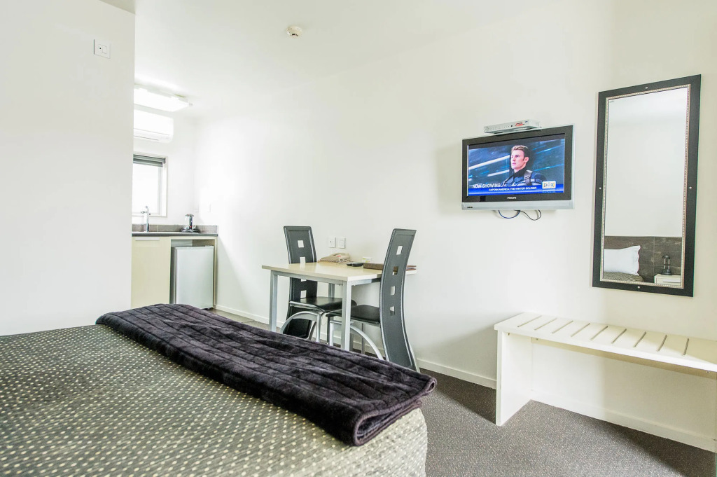 151 On London Motel & Conference Centre