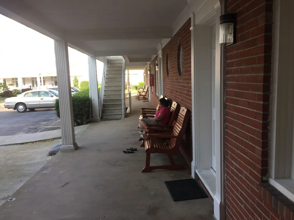 Motel Town House