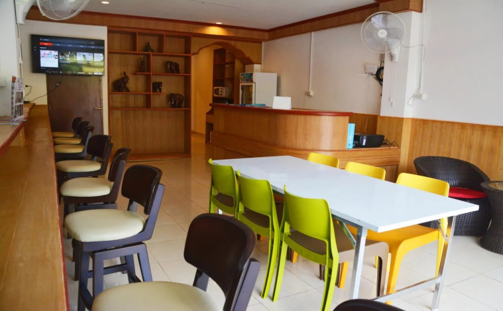Chang Hostel