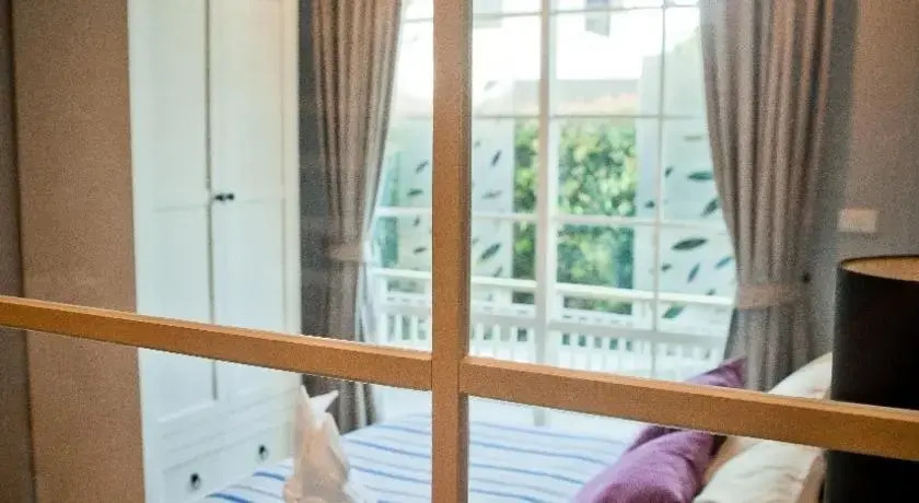 Autumn A106 by Huahin Holiday Condo