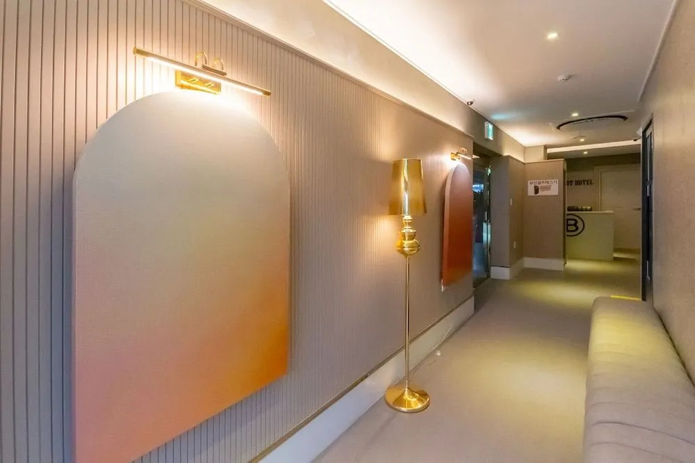 Brown Dot Hotel Gyeongju