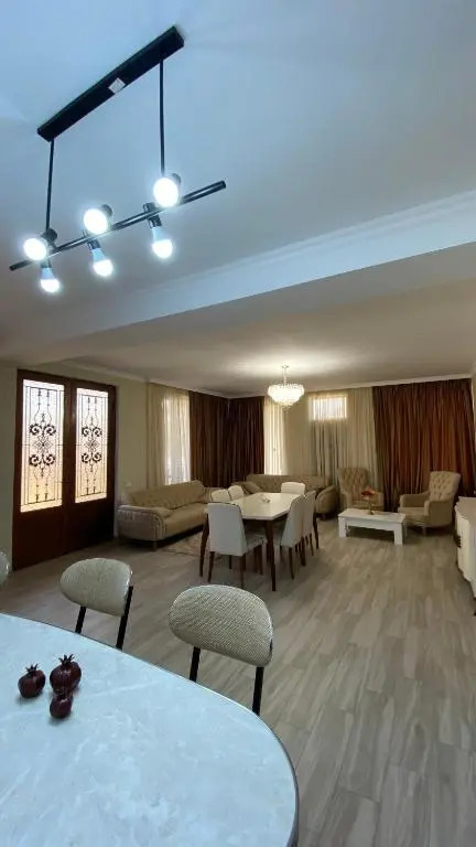 Andro House