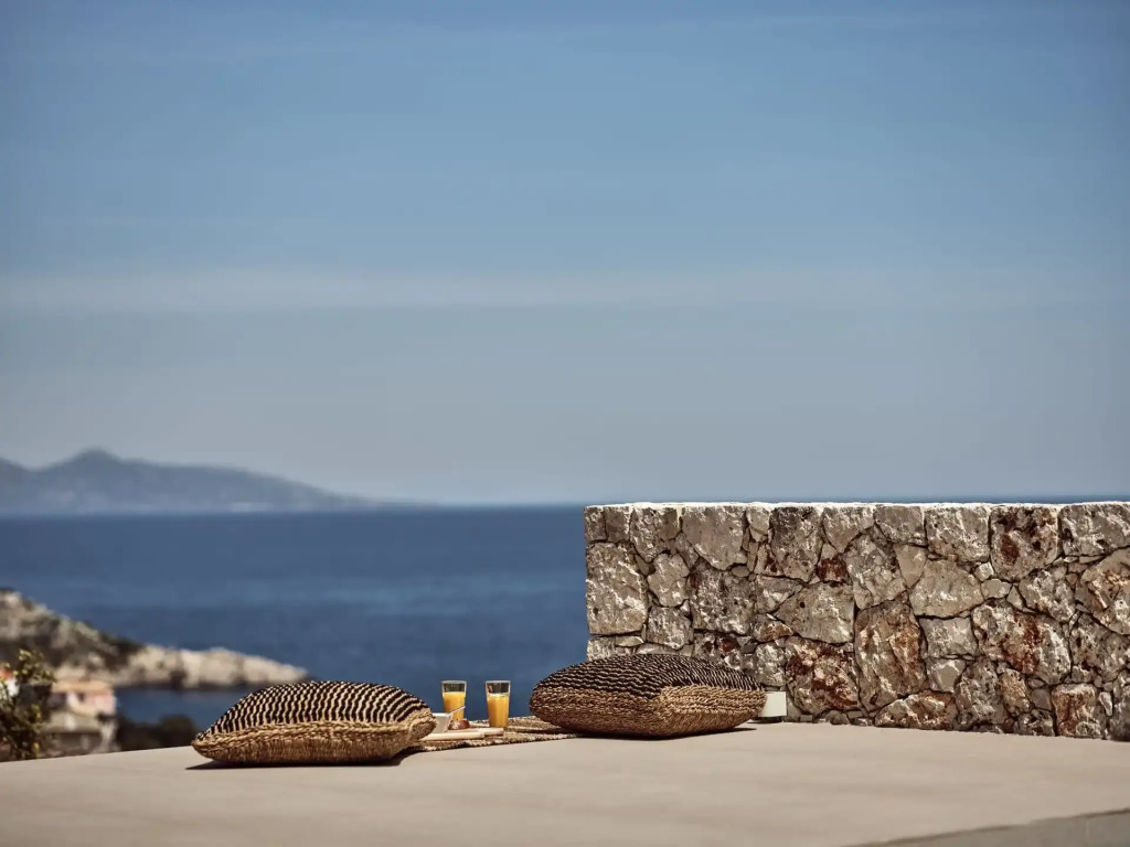 The Sall Villa - Private pool and Breathtaking Views, by ZanteWize