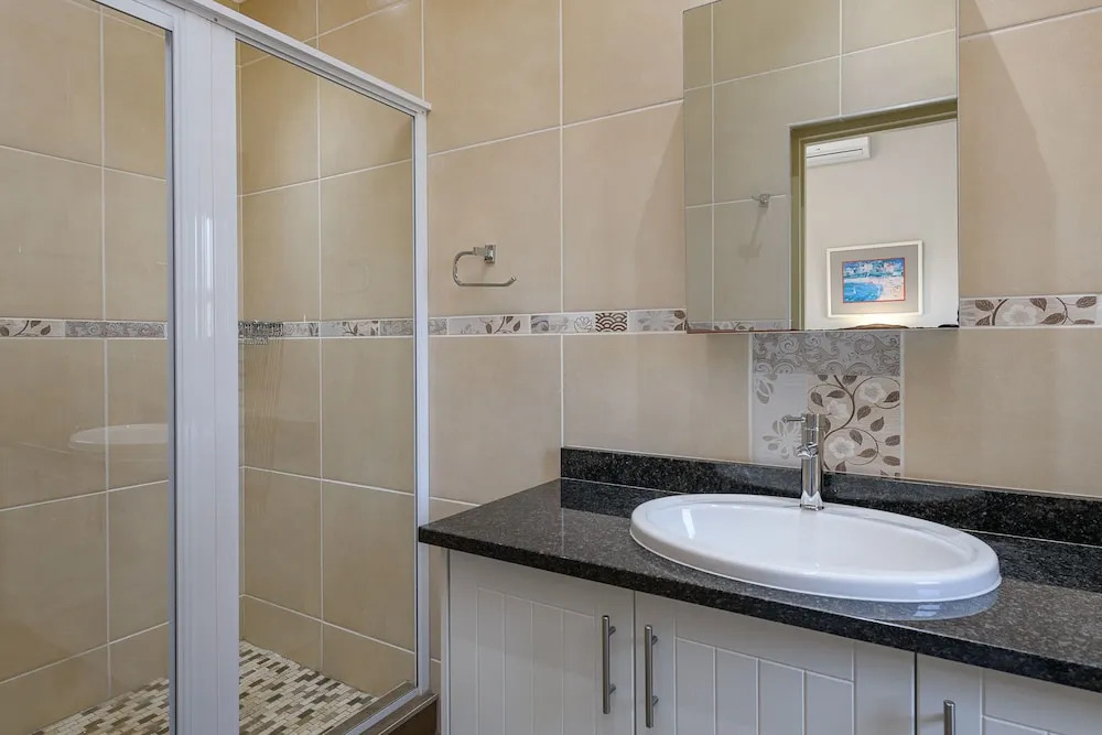 San Lameer Villa Rentals 14321