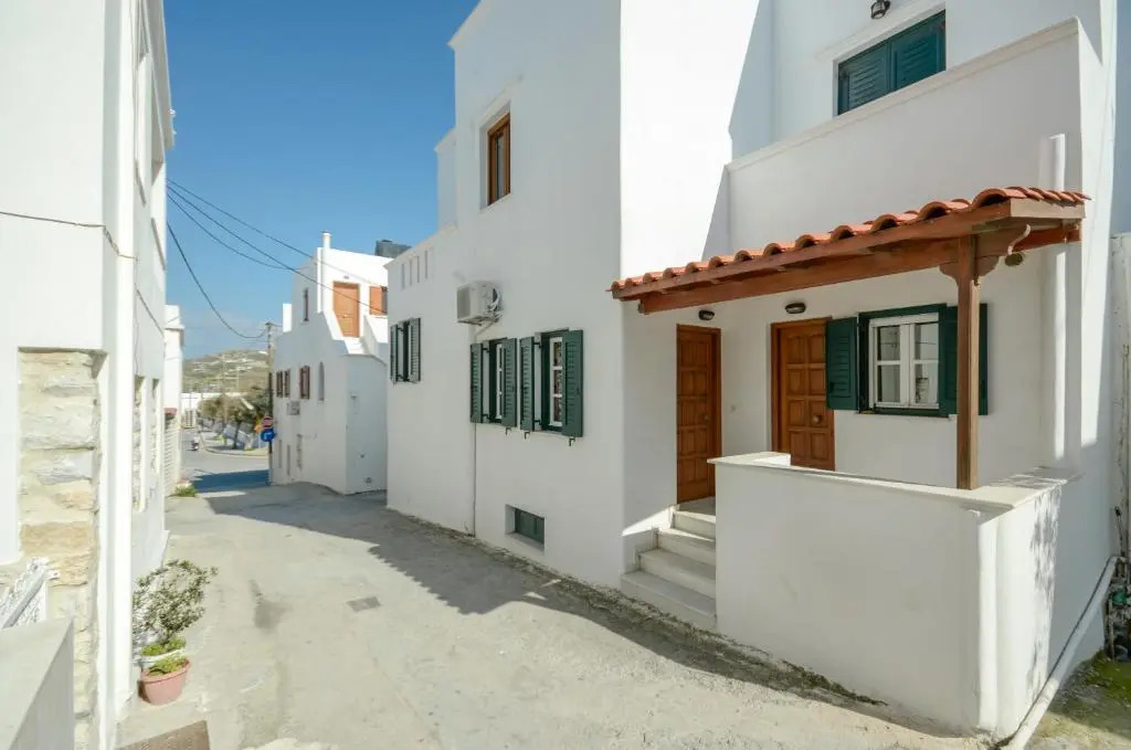 Naxos House