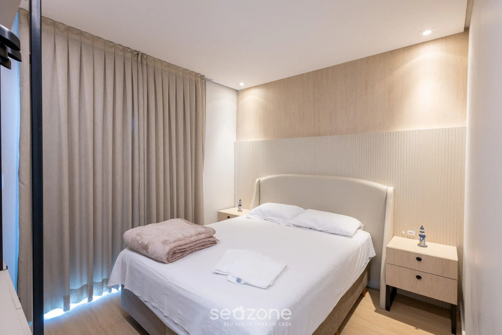 Apto 2Q moderno prox.da praia STL0702