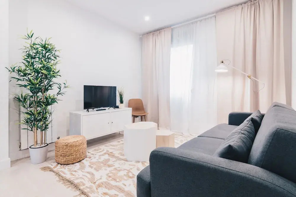 Altair by People Rentals