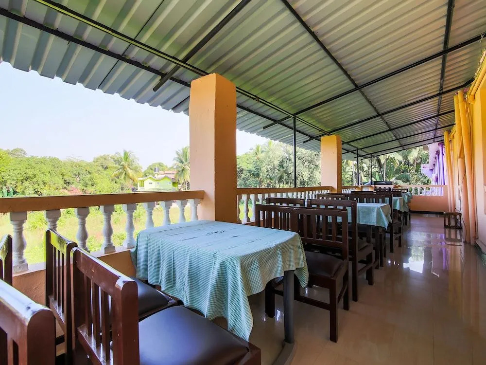 OYO 22266 Jose Holiday Home