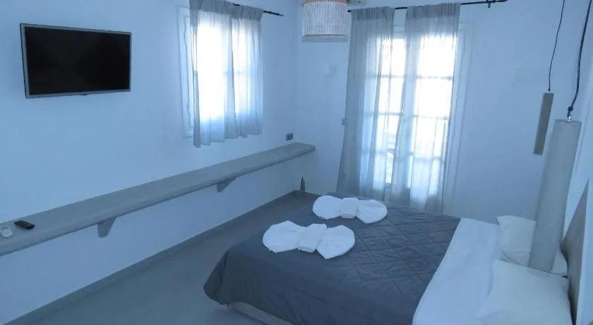 Paradise Hotel