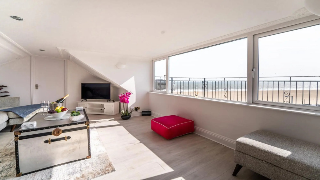 Stunning Sea View Penthouse 2 Bedroom 2 Bathroom