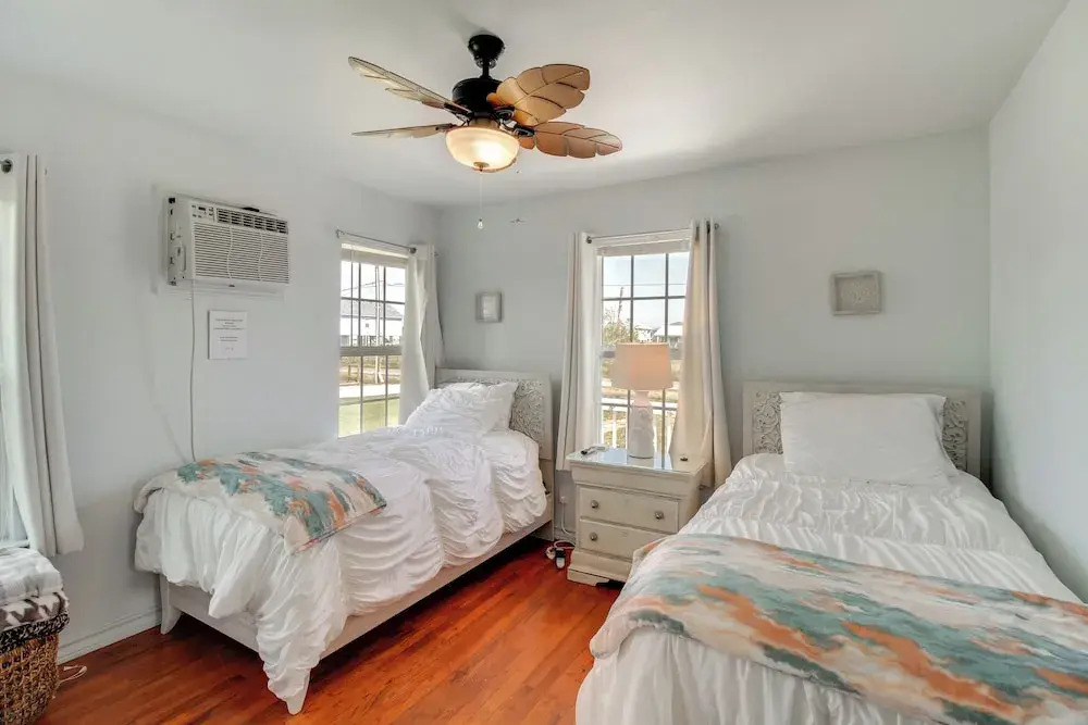 Canal-front Home w/ Deck: 6 Mi to Rockport Beach