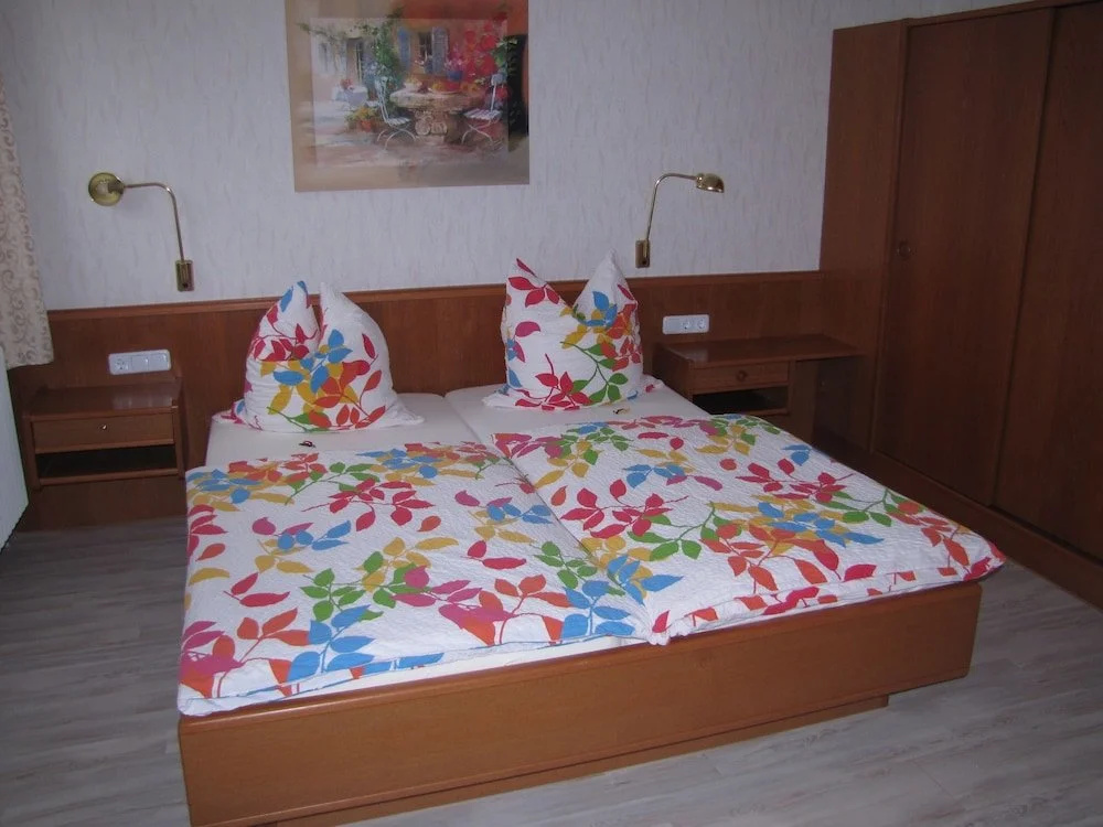 Hotel Pension zur Rose