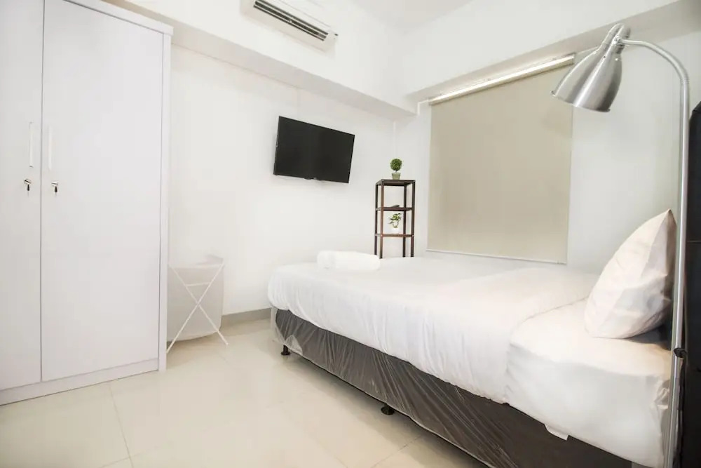 1 Bedroom Ambassade Residence By Travelio