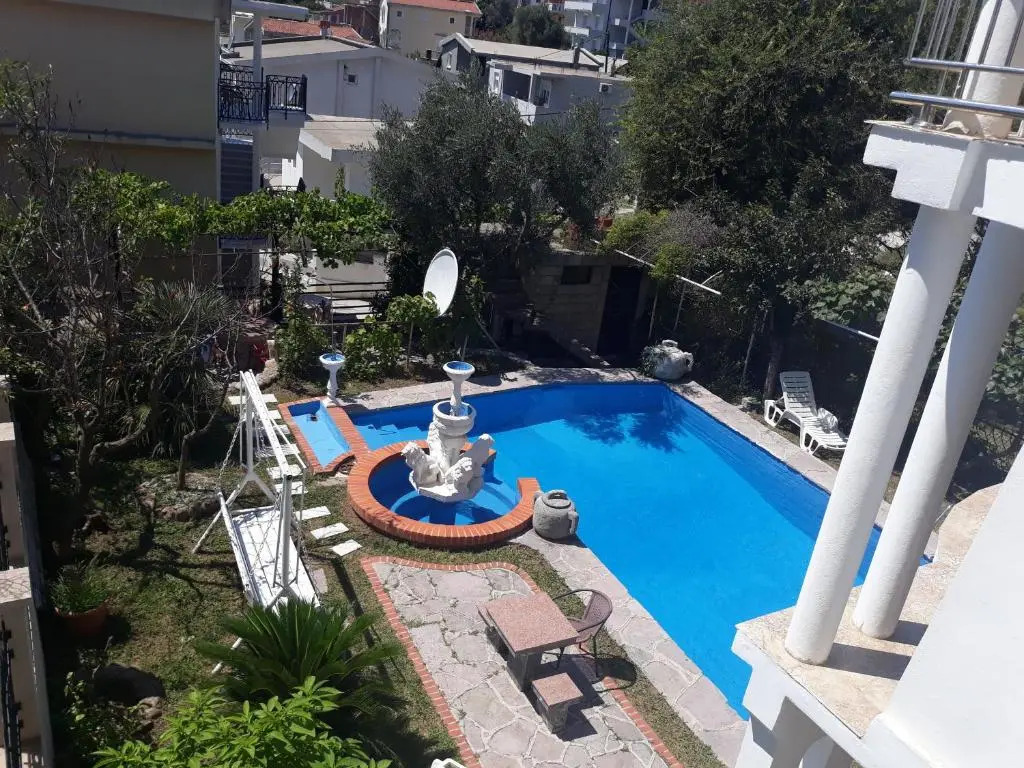Apartments Pekic