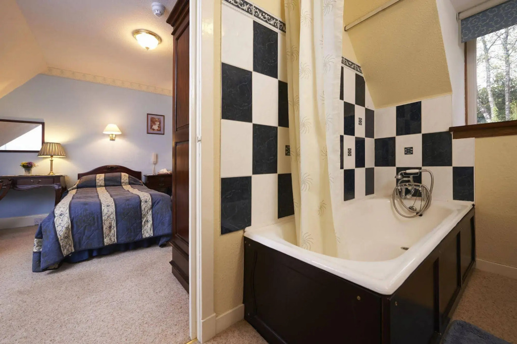 Stage House Bed & Breakfast