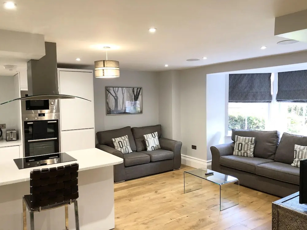 Hanover House Apartments