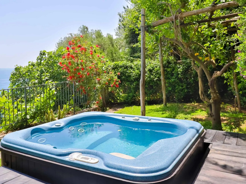 Luxury room with sea view in Amalfi ID 3931