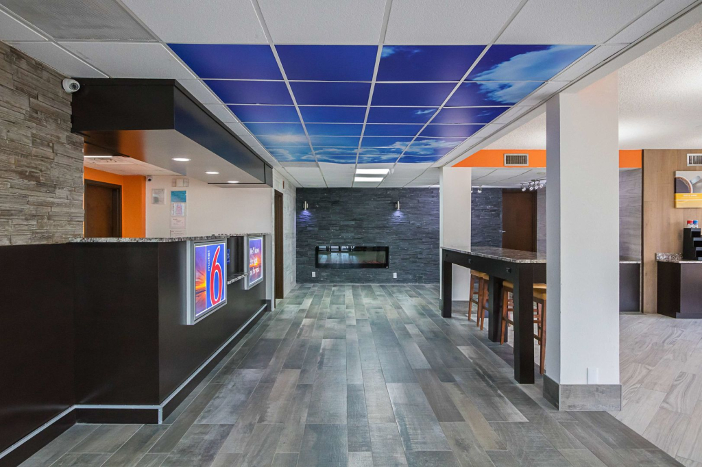 Motel 6-Savannah, GA - Midtown