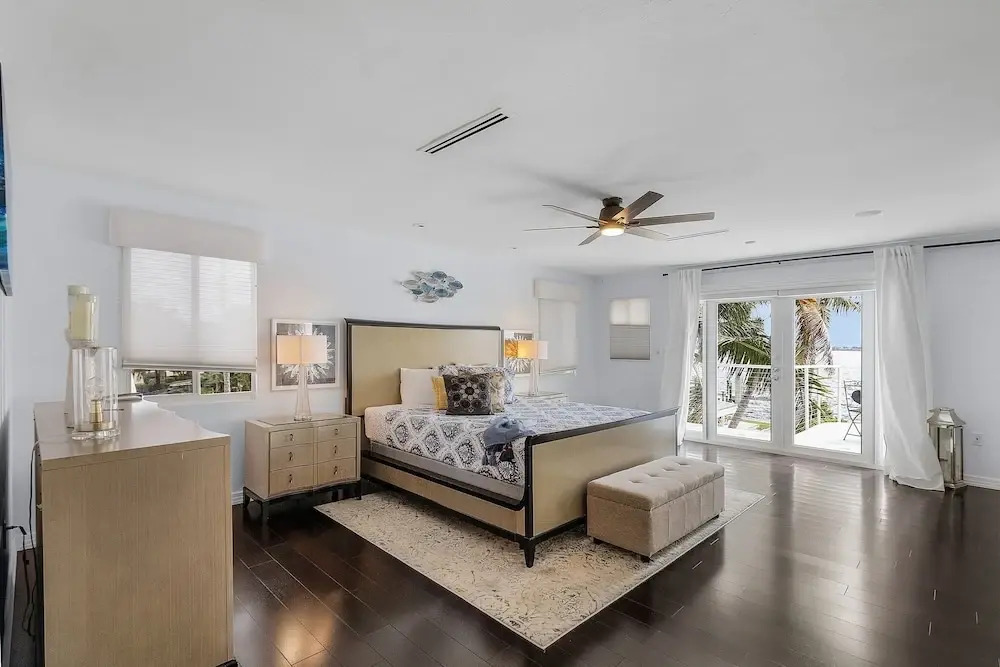 5317 Nautilus Dr 4 Bedroom Home by RedAwning
