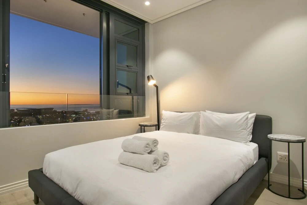 16 On Bree - Unit 1808