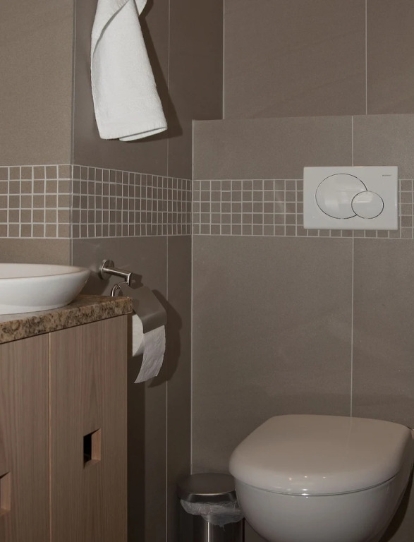 Andrassy2 Apartment - fireplace, A/C, free Wifi, city centre