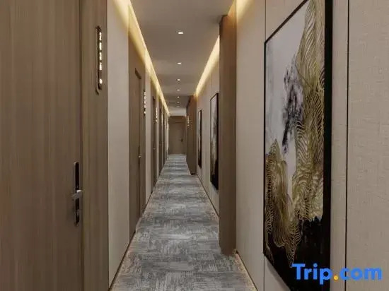 Yimi Hotel