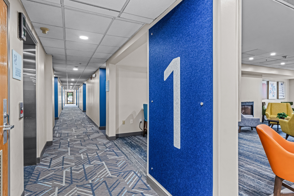 Holiday Inn Express Hotel & Suites Carneys Point by IHG