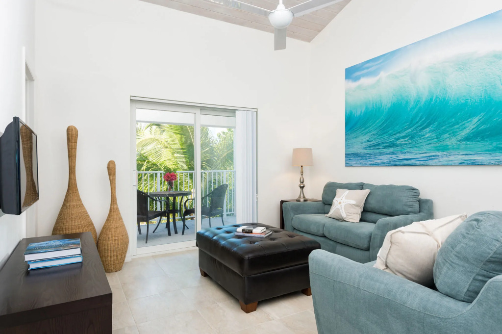 The Oasis at Grace Bay