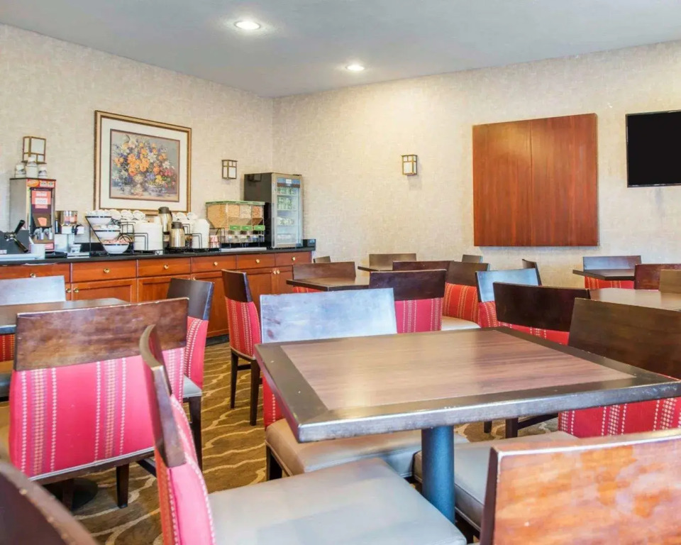 Comfort Inn North - Air Force Academy Area
