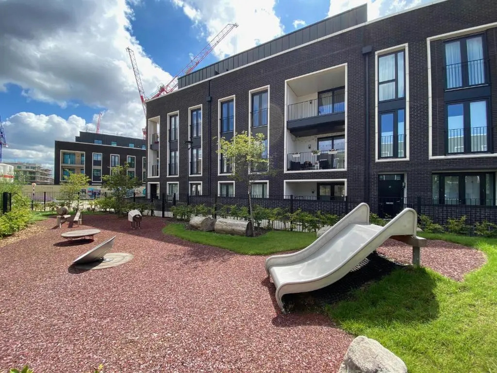 NEW Gorgeous 4BR Townhouse Inside The Olympic Park