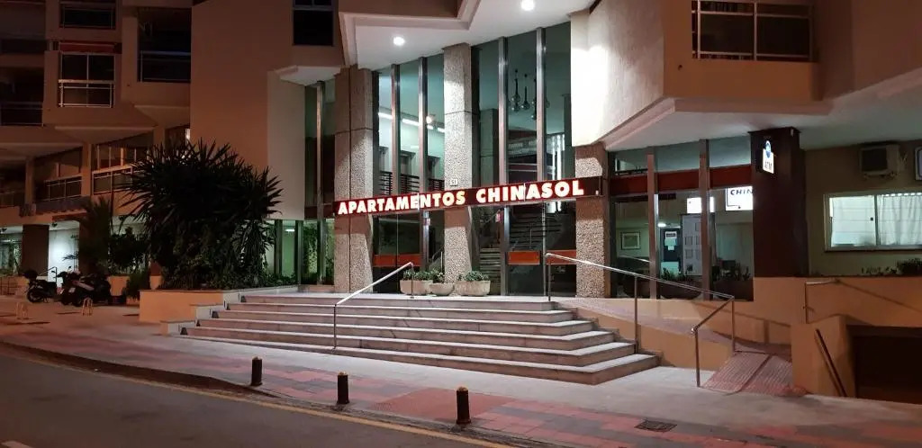 Apartamentos Chinasolymar