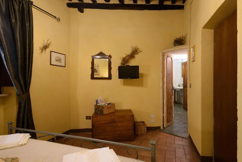House with 4 Bedrooms in Montalcino, with Wonderful City View And Wifi